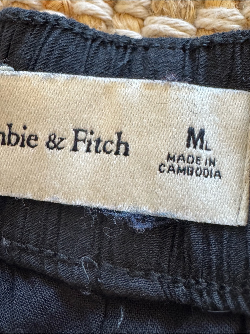 Abercrombie Black Crinkle Textured Wide Leg Pants Black Size Medium Long Tall - Picture 7 of 11